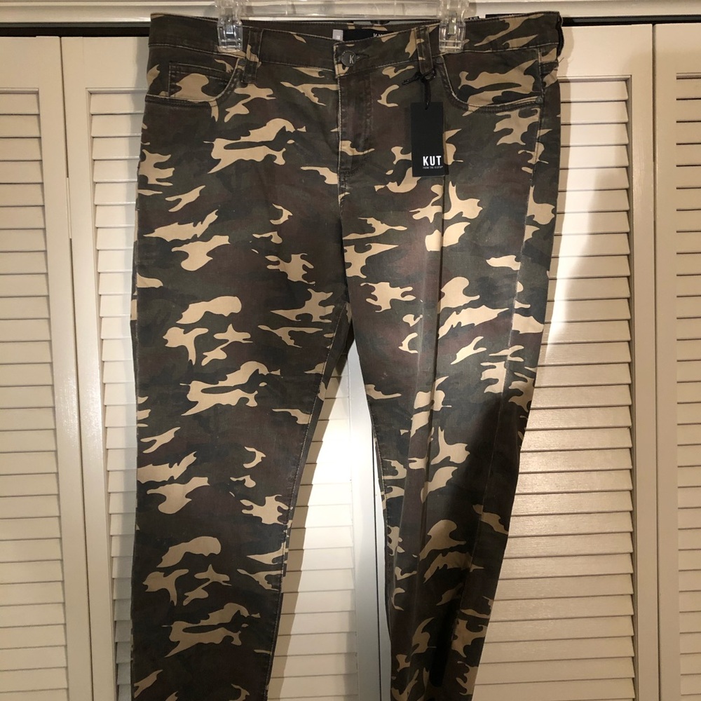NWT KUT FROM THE KLOTH SKINNY CAMO JEANS